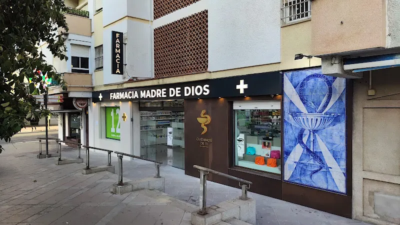 Farmacia Plaza Madre de Dios - Ldos. Quesada Rodríguez