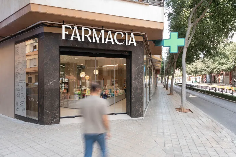 Farmacia Lourdes Segarra Soriano 12h - Farmacia en Castellón de la Plana - foto 2