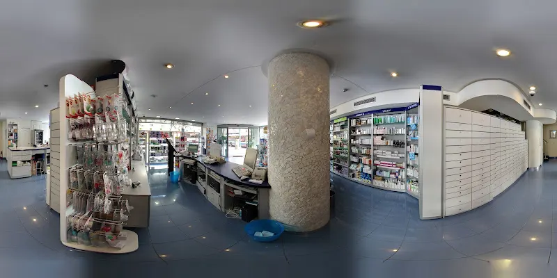 Farmacia Ciento Ocho