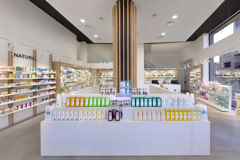 Farmacia, Optica y Ortopedia Víctor Vázquez
