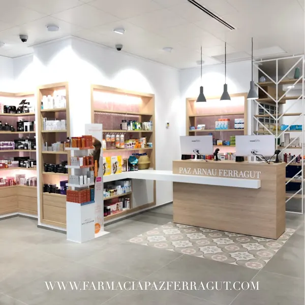 Farmacia Paz Arnau Ferragut - Farmacia en Castellón de la Plana - foto 2