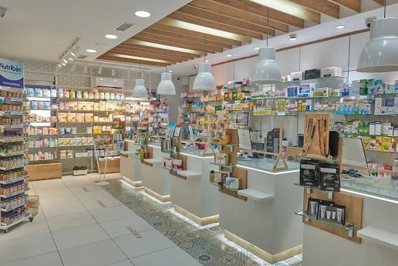 FARMACIA 365 DÍAS 24H E.Leclerc Fisac Lozano. - Ciudad Real