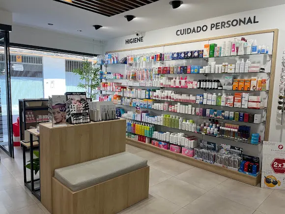 Farmacia Alegría. Lda. Beatriz Riballo Mohedano