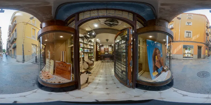 Farmàcia Saguer Noguera - Farmacia en Girona - foto 2