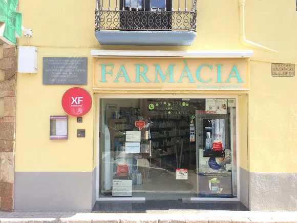 Farmacia Falguera Sacrest, Lluïsa - Figueres