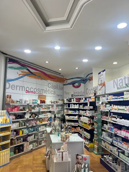 Farmàcia Cuy Prat, Teresa - Farmacia Campdevànol - Farmacia en Campdevanol - foto 2