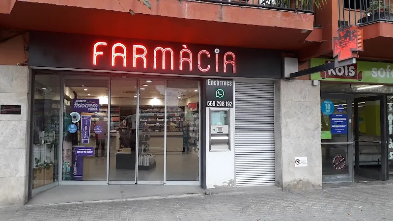 Farmàcia Domènech Gurt - Farmacia en Figueres - foto 2