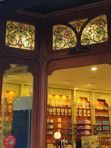 Farmàcia Ruscalleda - Lciat A. Valls Gironès - Farmacia en Sant Feliu de Guíxols - foto 2