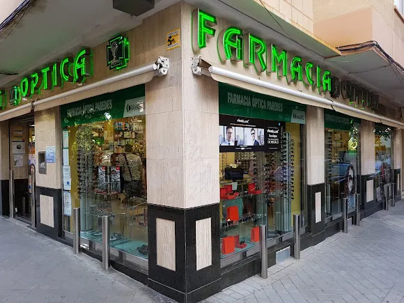 FARMACIA-ÓPTICA María José Paredes Ibáñez
