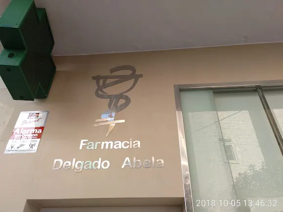 Manuel Delgado Delgado Y M Dolores Delgado Abela - Illora