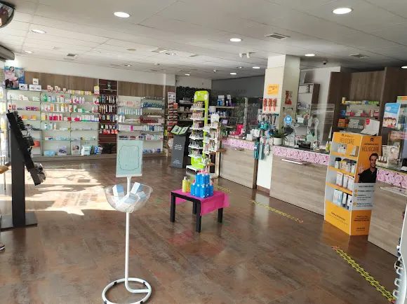 FARMAVEGAS DEL GENIL - FARMACIA AMBROZ-- Rosa María Artola Leunda - Las Gabias