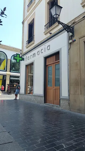 Farmacia Plaza Guipuzcoa - 24h - Farmacia en Donostia-San Sebastian - foto 2