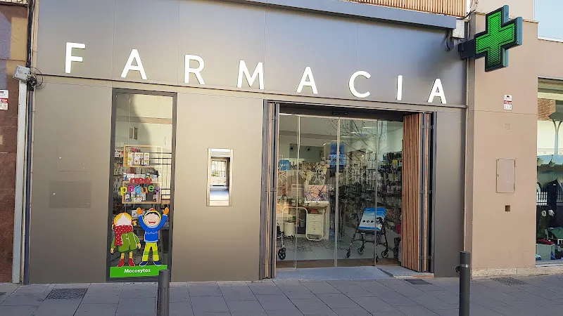 Farmacia Mas Farré - Farmacia en Monzón - foto 2