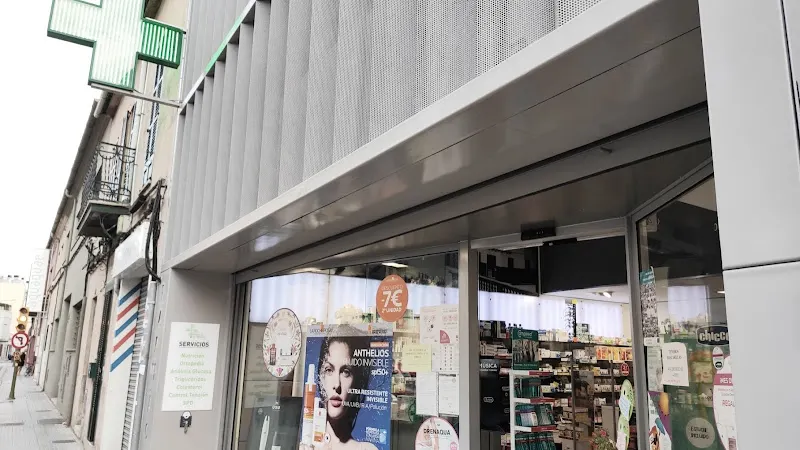 Farmàcia del Molinar - Farmacia en Palma - foto 2
