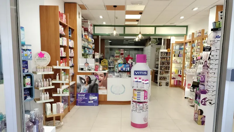 Farmacia de los Jardinillos - Lda. Juana Graus Ramírez - La Carolina
