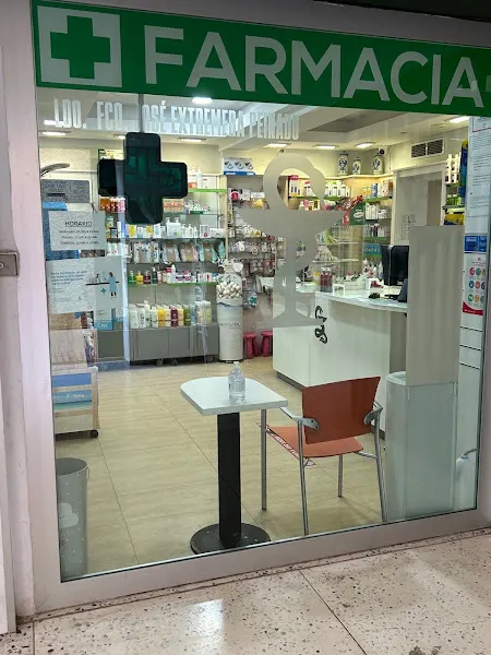Farmacia Fco José Extremera - Farmacia en Jaén - foto 3