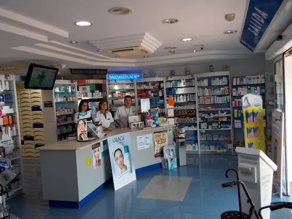 FARMACIA CRUCE DE MELENARA Dña Mª Jesús Cutillas Barrios