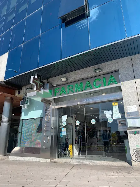 Farmacia Edificio Europa - 365 días del año - 12 horas - Farmacia en León - foto 2