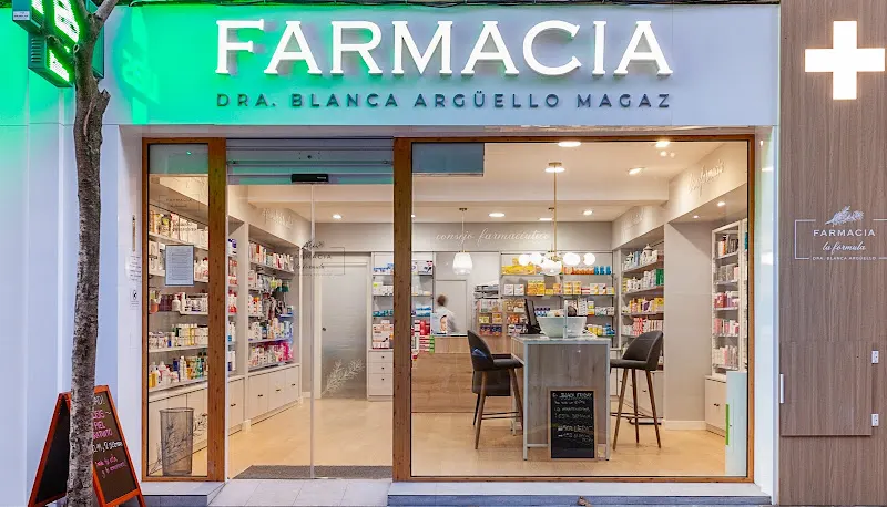 Farmacia La Fórmula - Dra. Argüello Magaz - Farmacia en León - foto 2