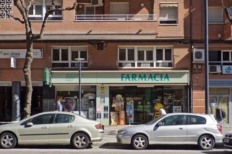 Lic. Zaldívar González Moreno - Farmacia en Lleida - foto 2