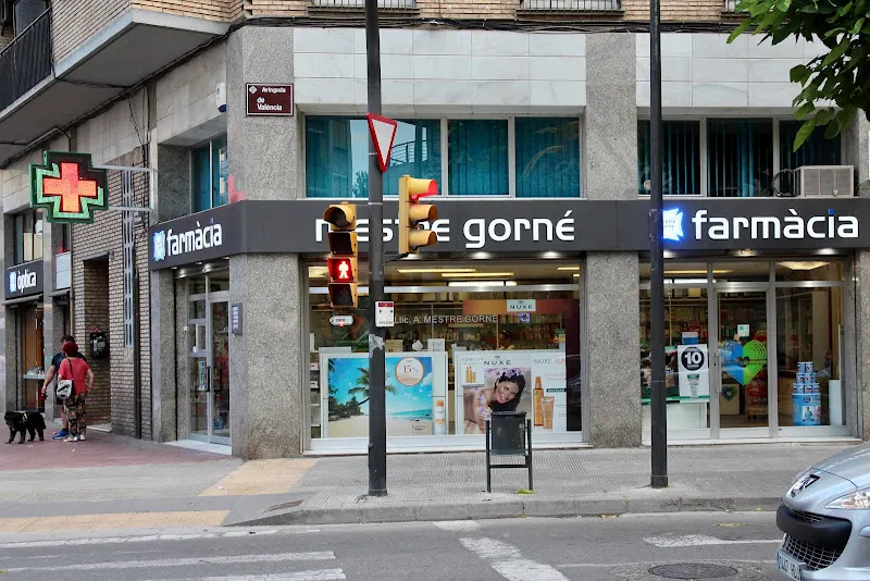 Farmàcia Mestre Gorné - Farmacia en Lleida - foto 2