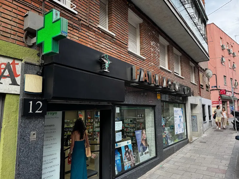 Farmacia Arroyo - Ldo. Antón Peleteiro Olmedo - Farmacia en Madrid - foto 2
