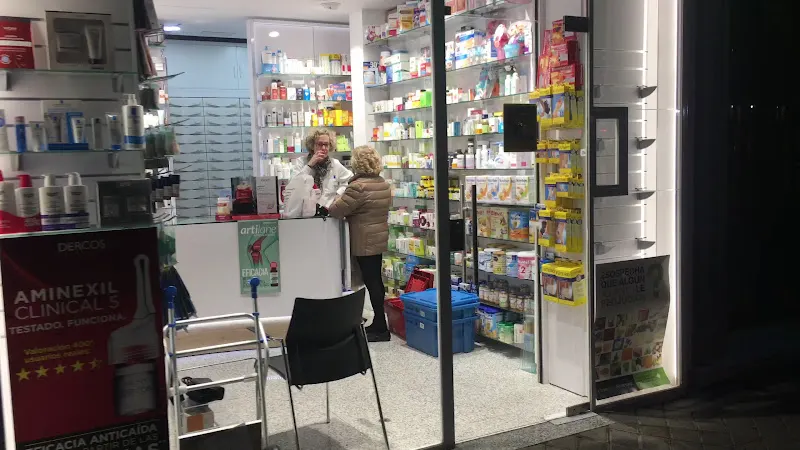 Farmacia Manteca Tahoces - Farmacia en Madrid - foto 2