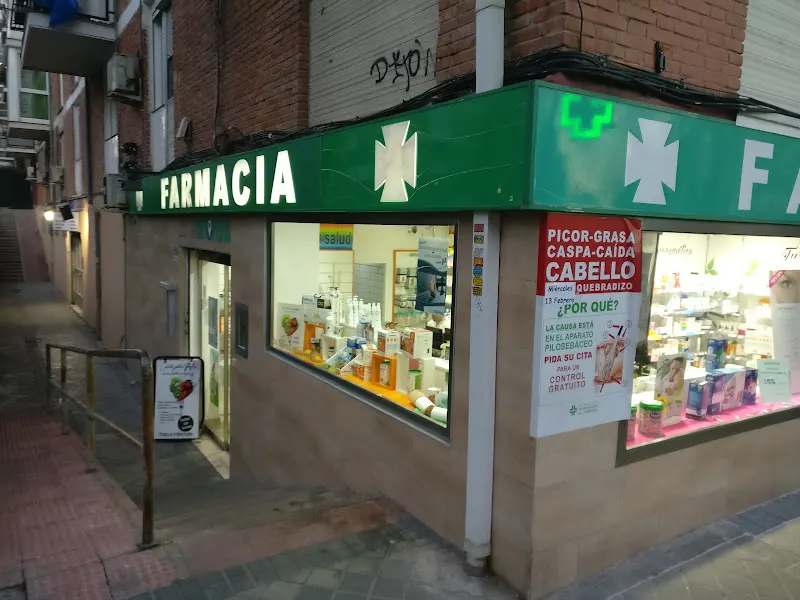 Farmacia Elena Cortés - Farmacia en Madrid - foto 2