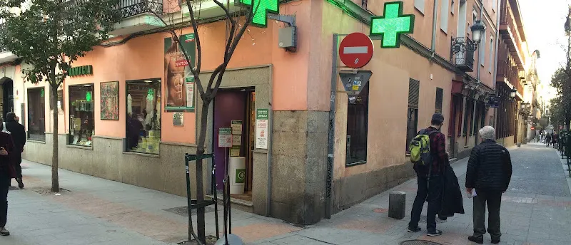 Farmacia Huertas - Farmacia en Madrid - foto 2
