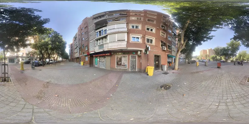 Farmacia Paseo de los Melancólicos 45