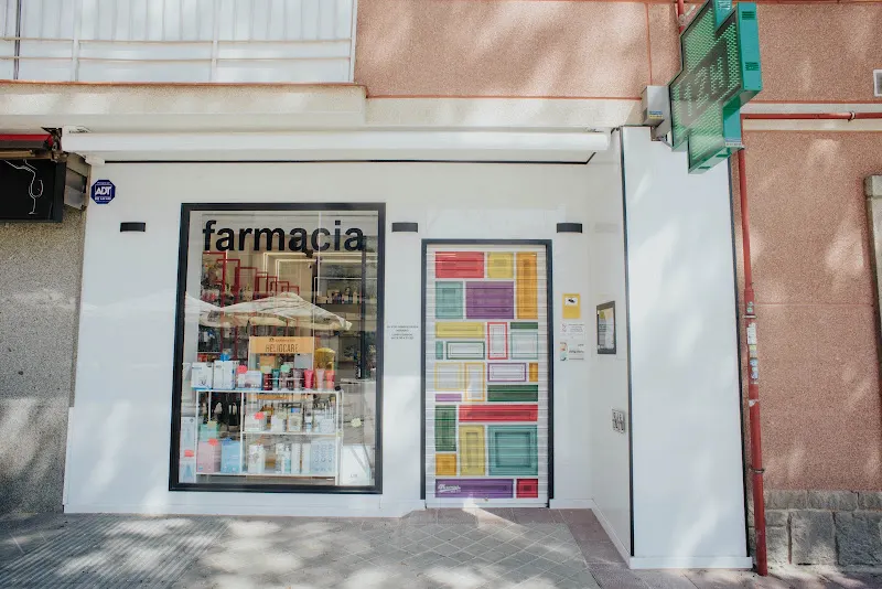 Farmacia Paseo de los Melancólicos 45 - Farmacia en Madrid - foto 2