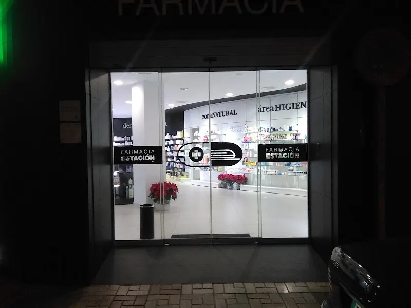 FARMACIA ESTACIÓN - Farmacia en Cartama - foto 2
