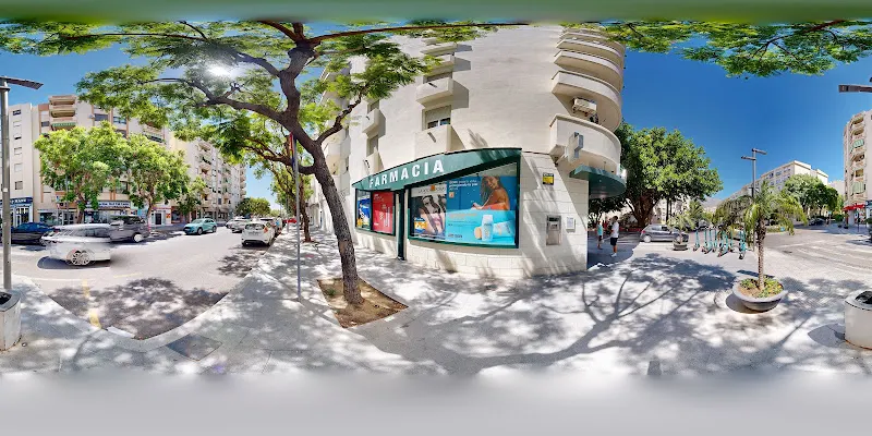 Farmacia Cristina Pareja - Farmacia en Estepona - foto 2