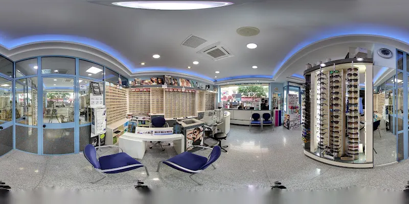 Farmacia - Óptica María Dolores León Burgos - Fuengirola