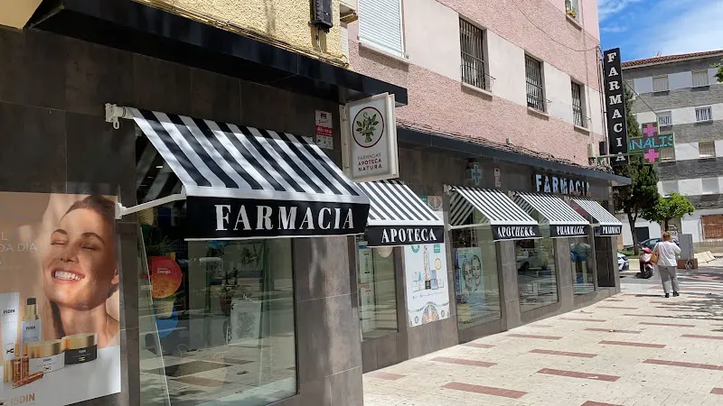 Farmacia Malaga, Jauregui - Especialistas en dermofarmacia - Farmacia en Málaga - foto 2