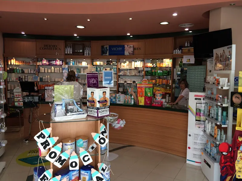 Farmacia Adela Lavigne - Marbella