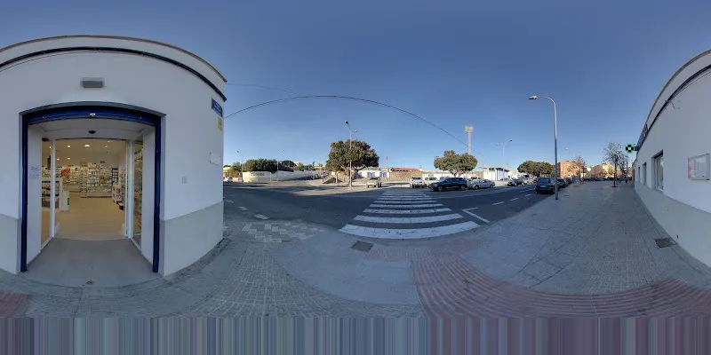 Farmacia Alfonso XIII (Lda. Asunción de la Plaza) - Farmacia en Melilla - foto 2