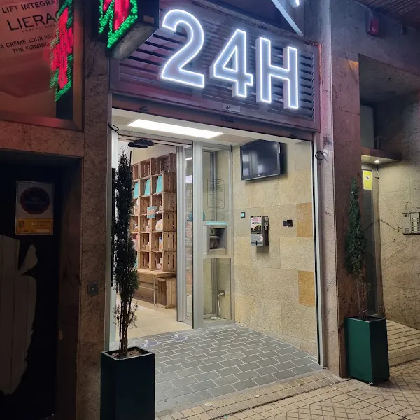 Farmacia Yanguas 24H Pamplona | Envíos pedidos online en 2 HORAS - Farmacia en Pamplona - foto 2