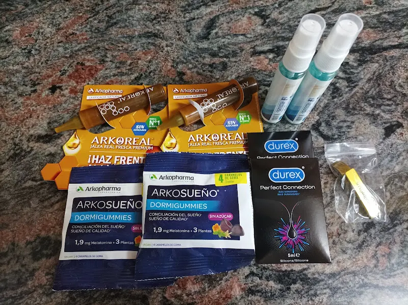 FarmaTop - Tienda de belleza y salud en Pamplona - foto 2