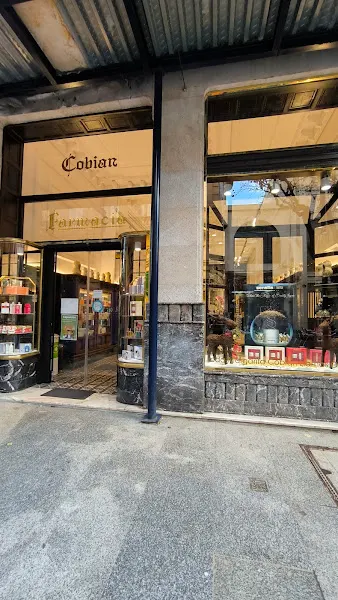 Farmacia Cobián Llamas