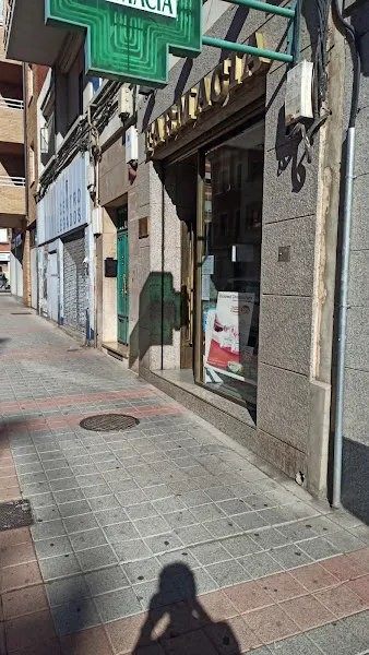 Valentín Merino - Farmacia en Palencia - foto 2
