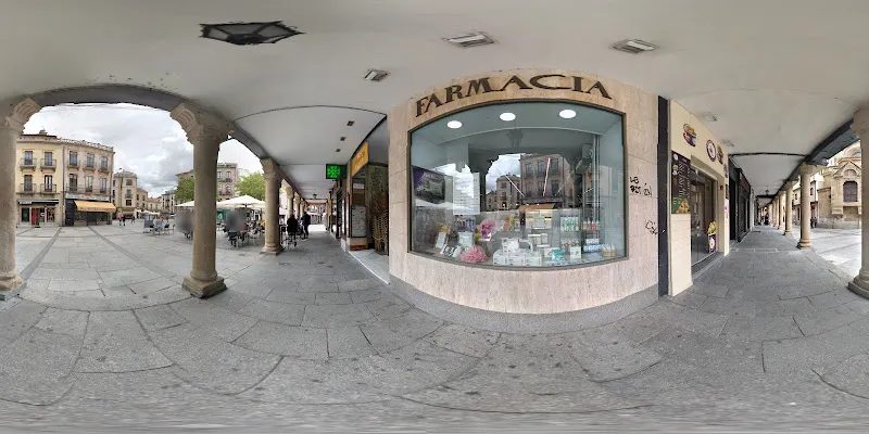 Farmacia del Corrillo - 12 horas todo el año - Farmacia en Salamanca - foto 2