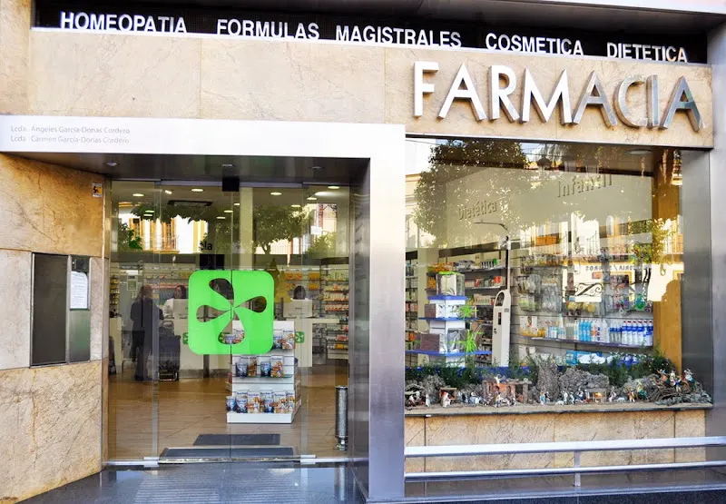 Farmacia La Plazuela. Garcia-Donas C.B. - Farmacia en Alcalá de Guadaíra - foto 2
