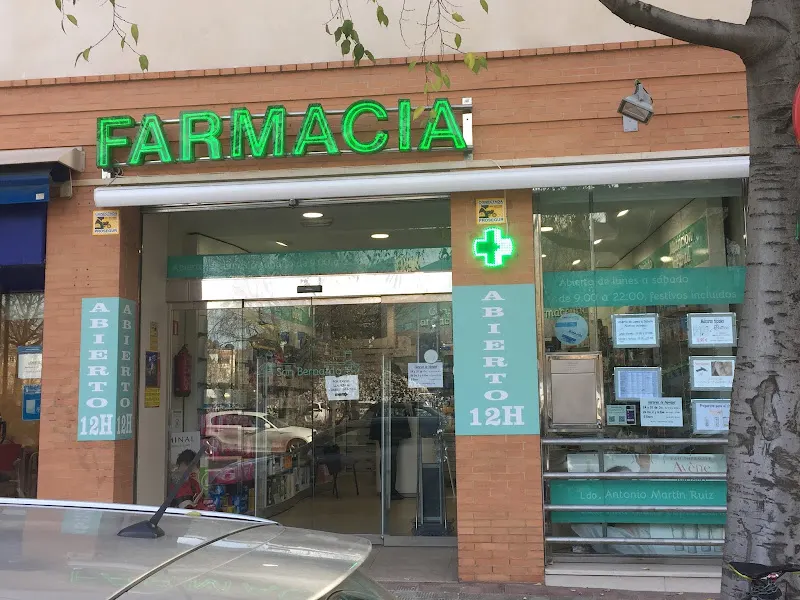 Farmacia San Bernardo - Farmacia en Sevilla - foto 2