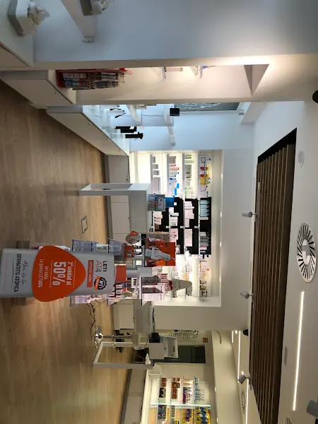 FARMACIA LAS HUERTAS - 12 HORAS - Écija