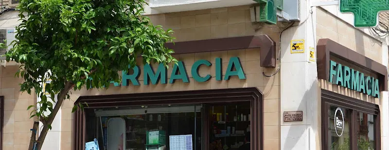 Farmacia Cristina Morera García de Cosío - Farmacia en Sevilla - foto 2