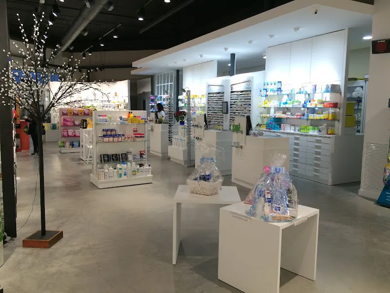 Farmacia Gines Plaza