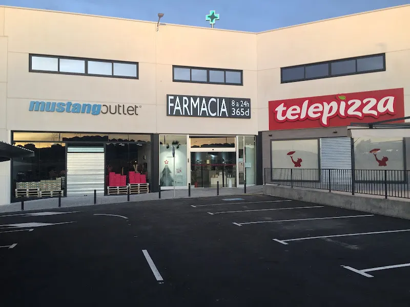 Farmacia Gines Plaza - Farmacia en Gines - foto 2