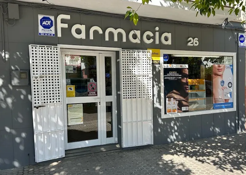 Farmacia Tiro de Línea - Farmacia en Sevilla - foto 2