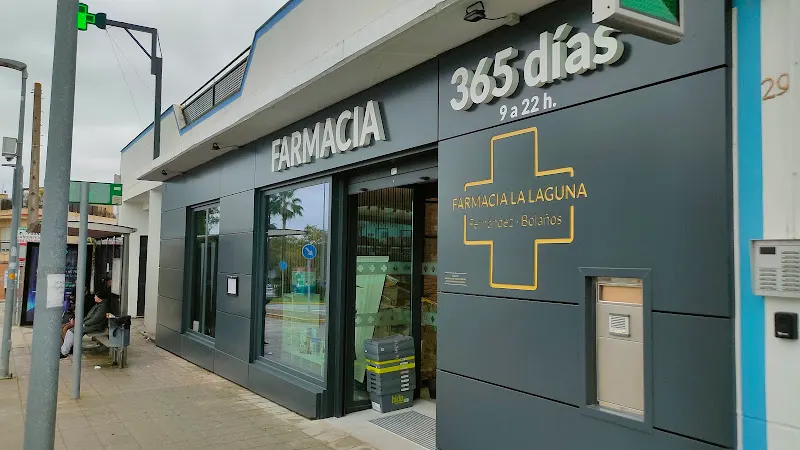 Farmacia Fernández Bolaños - Farmacia en Mairena del Aljarafe - foto 2